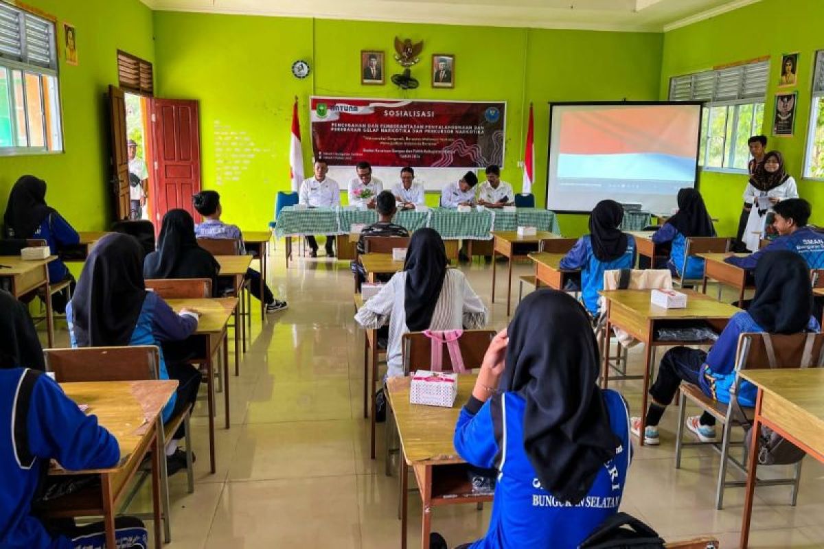 Bakesbangpol Natuna sosialisasi dampak buruk dari narkotika kepada pelajar