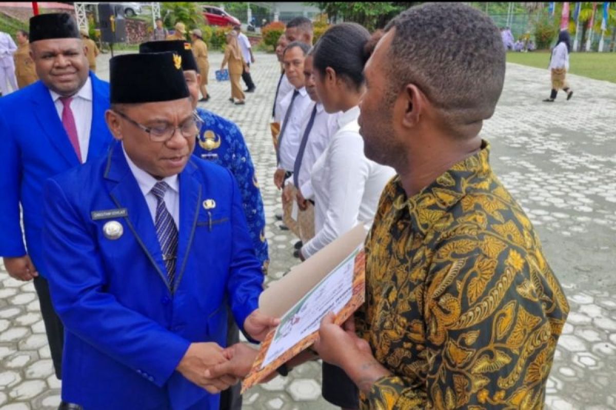 Pemkot beri penghargaan bagi atlet NPC Jayapura raih medali Peparnas