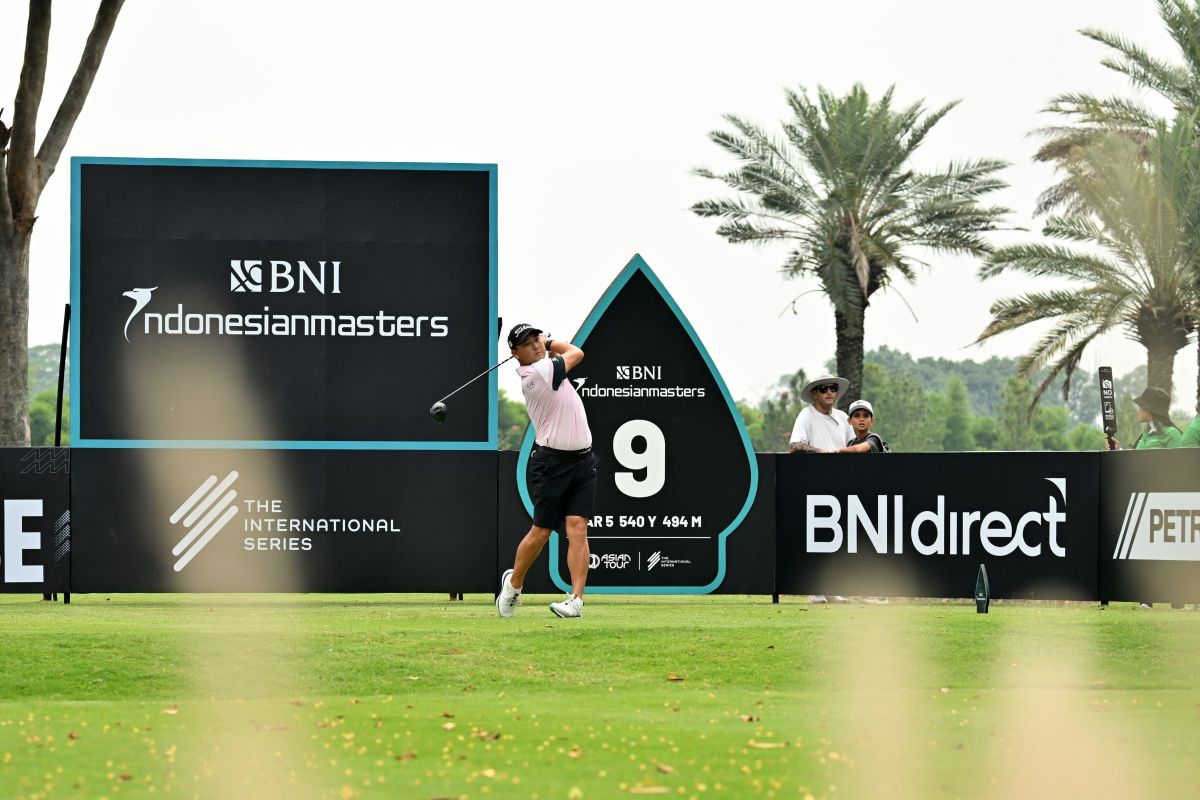 Pegolf Kanada nyaman di puncak klasemen BNI Indonesian Masters