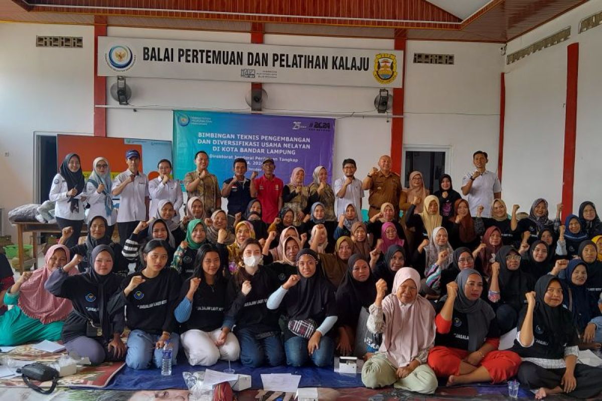 Pemkot Bandarlampung beri pelatihan diversifikasi usaha kepada wanita Pulau Pasaran