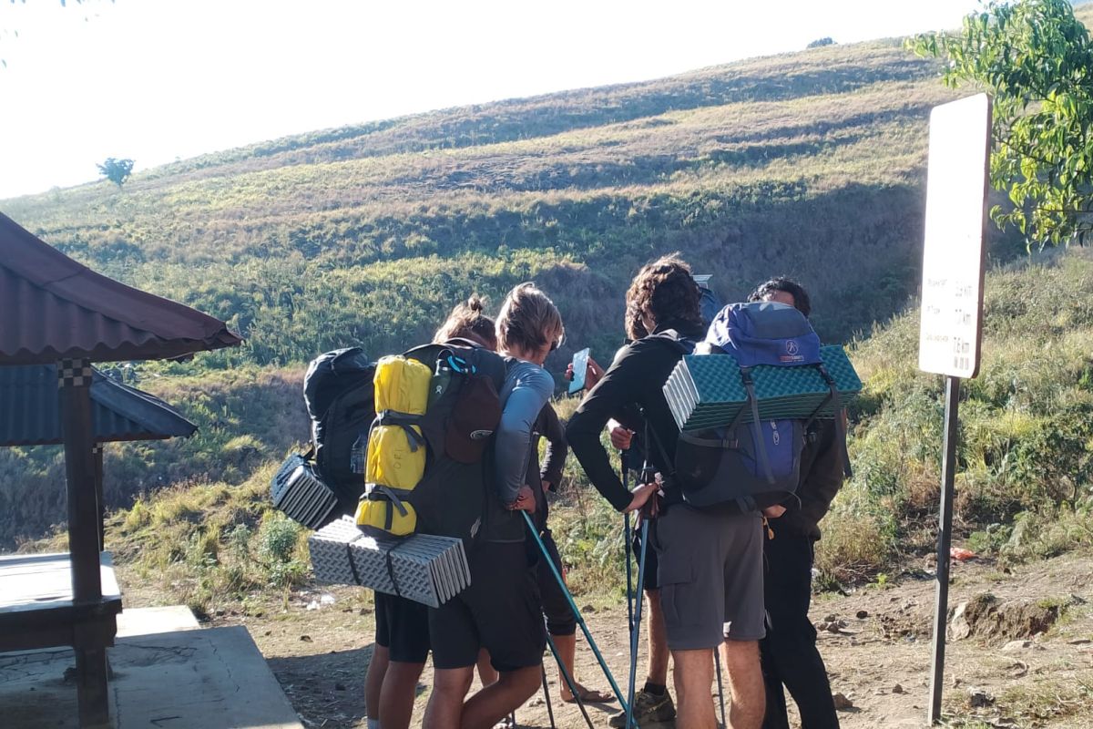 Empat WNA mendaki secara ilegal di Gunung Rinjani ditindak tegas