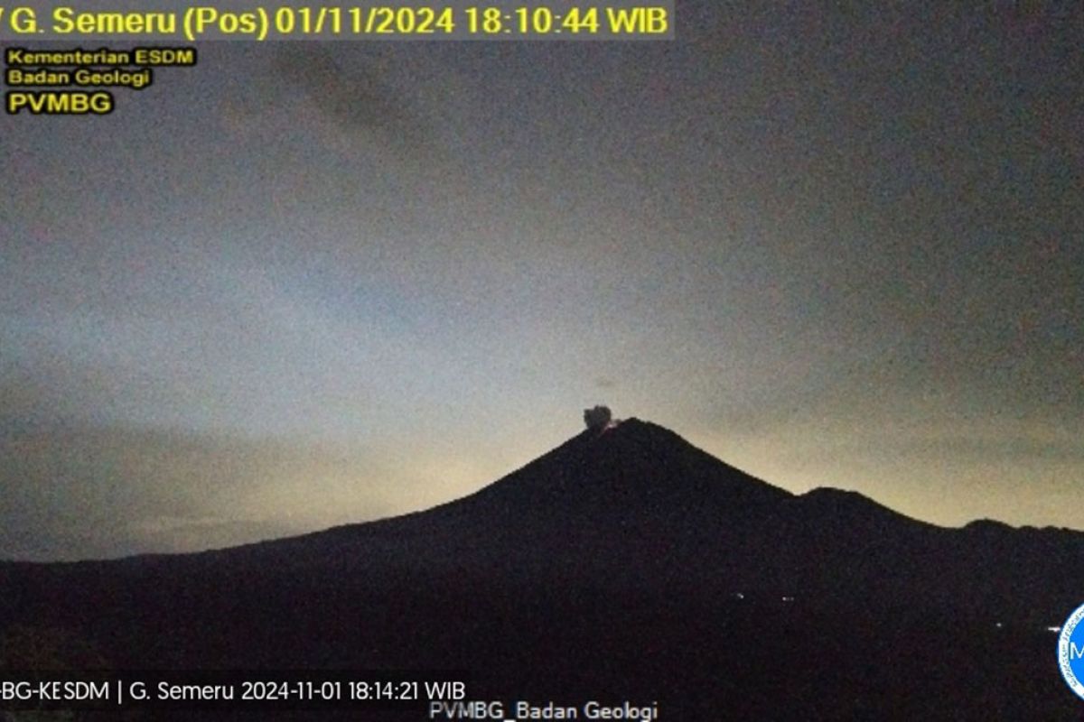 Waspadai, Gunung Semeru kembali erupsi letusan setinggi 500 meter