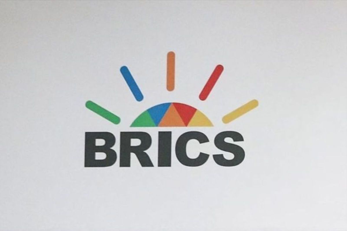 Trump minta rencana buat mata uang alternatif BRICS dibatalkan