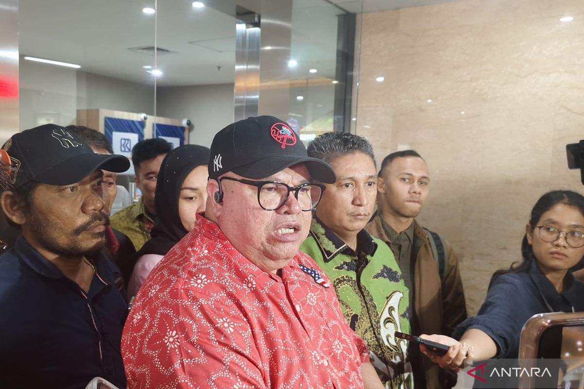 Razman Nasution  jalani tes kesehatan dan sidik jari di Bareskrim