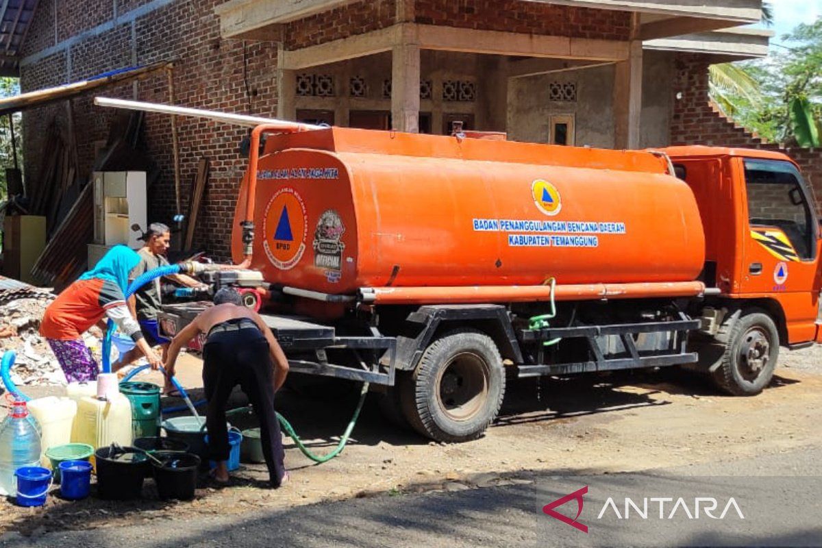 BPBD Temanggung hentikan penyaluran bantuan air bersih karena musim hujan