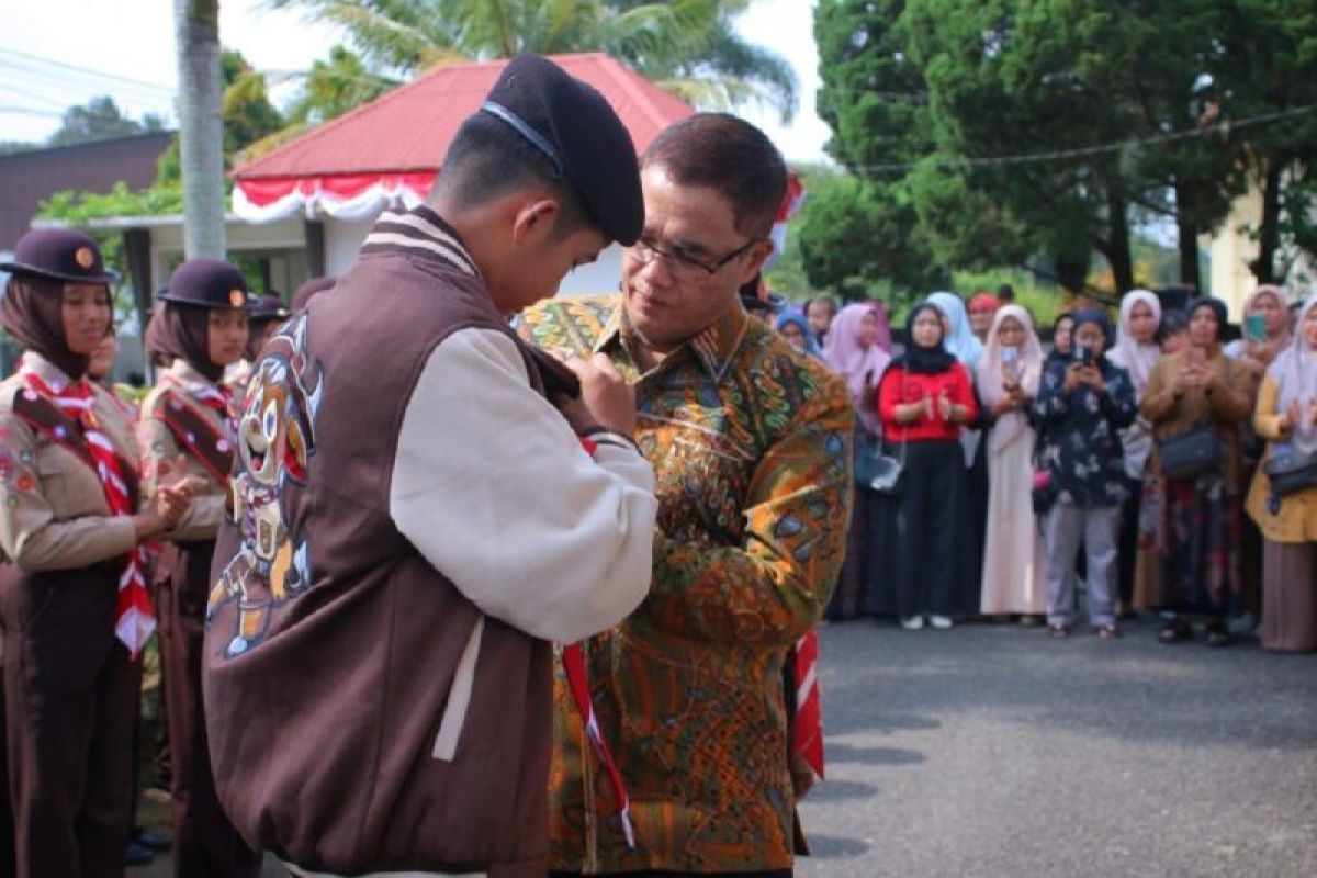 Sekda Payakumbuh lepas kontingen Kwarcab 0314 ikuti Jamda