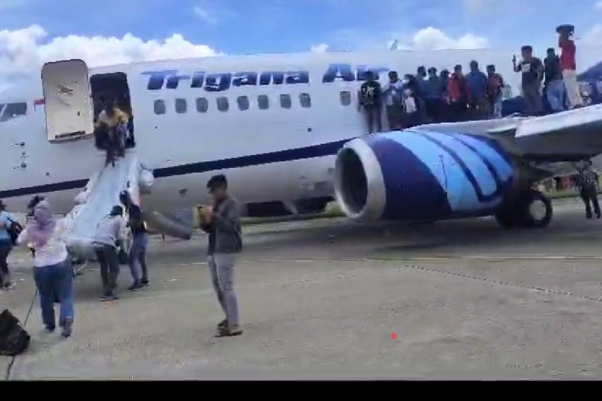 Empat penumpang pesawat Trigana Air tujuan Wamena terluka