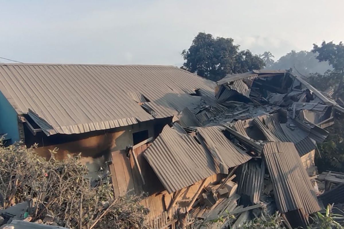 Delapan desa alami kerusakan parah akibat erupsi gunung Lewotobi