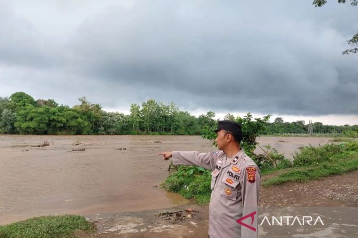 BPBD OKU gunakan AWLR untuk pantau debit air Sungai Ogan