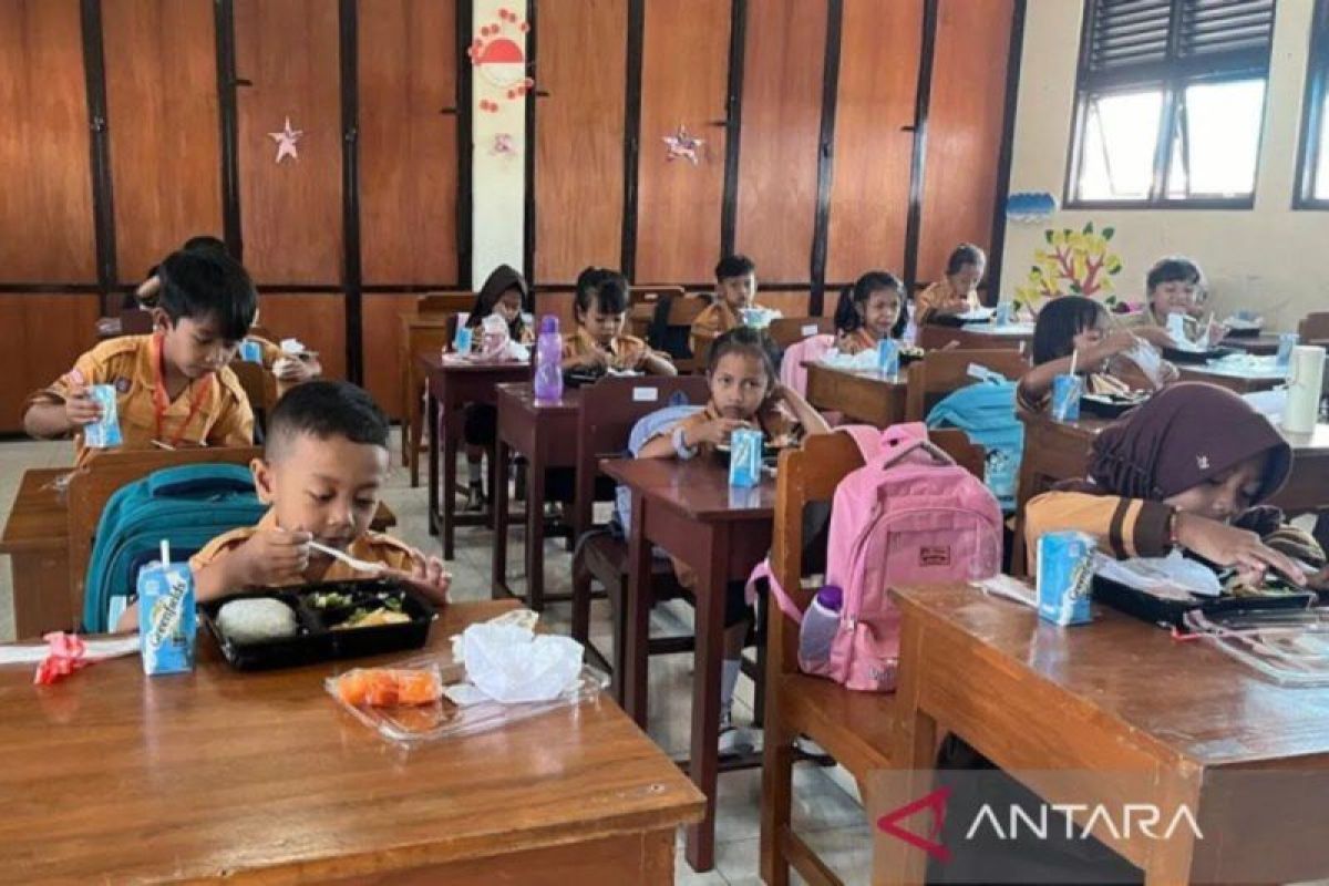 Central Java govt ensures standards in Free Nutritious Meals program