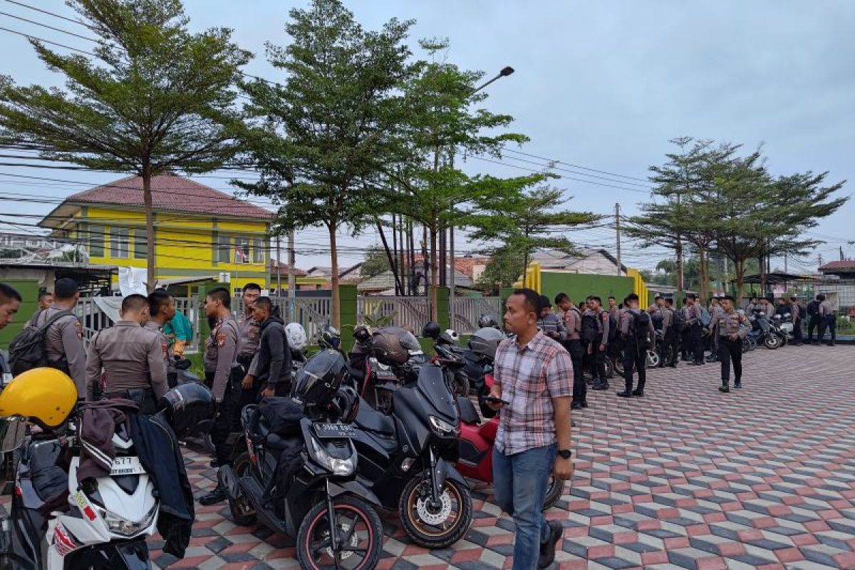 Polisi kerahkan personel amankan aksi penghadangan truk di Tangerang