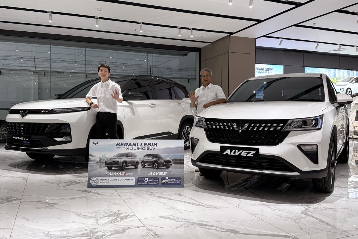 Wuling perkenalkan program "Berani Lebih Bersama Wuling SUV" untuk New Almaz RS dan Alvez