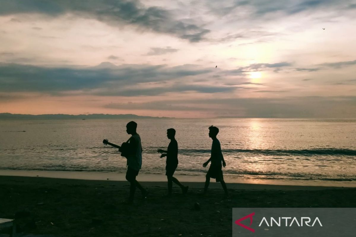 Eksotisme Pantai Loang Baloq Mataram dongkrak ekonomi daerah