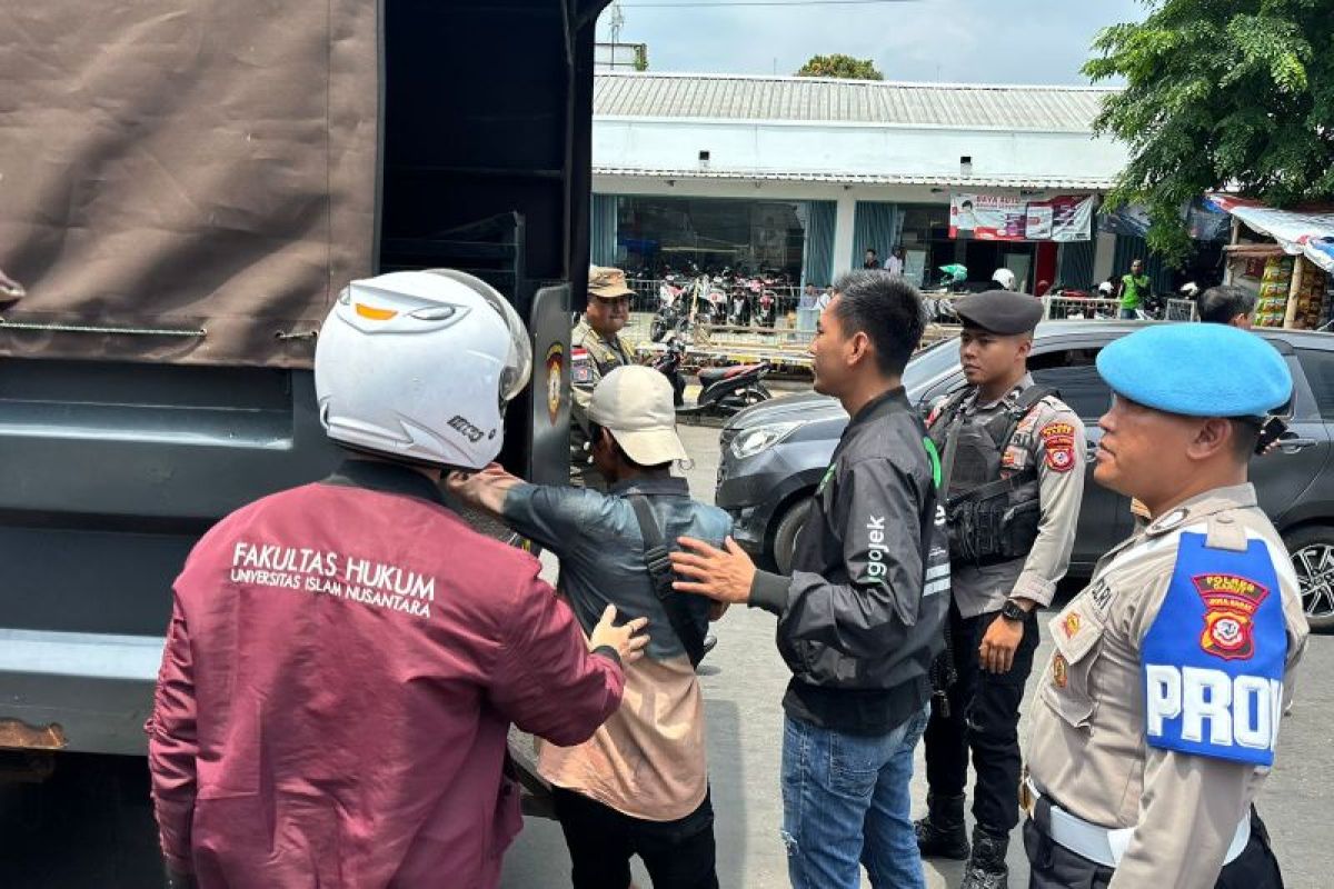 Polisi tangkap preman yang meresahkan masyarakat