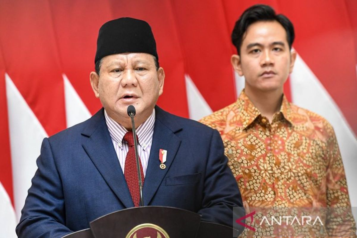 Prabowo tak terima Indonesia tak bisa produksi mobil-motor-komputer sendiri