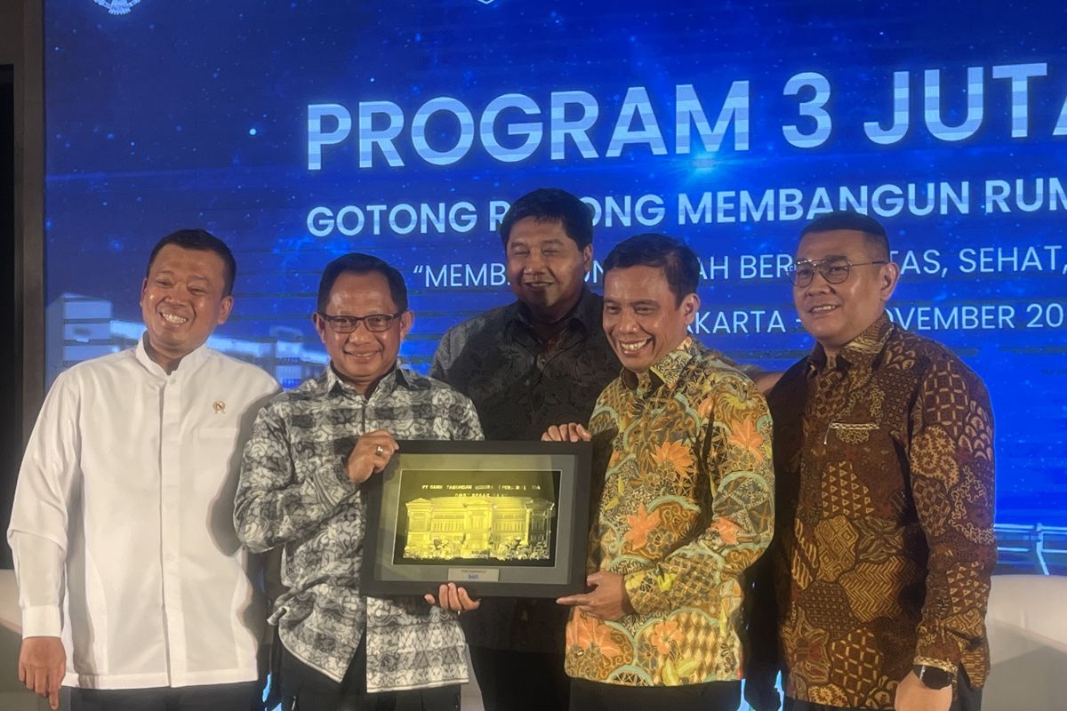 Mendagri minta pemda kerjakan program 3 juta rumah