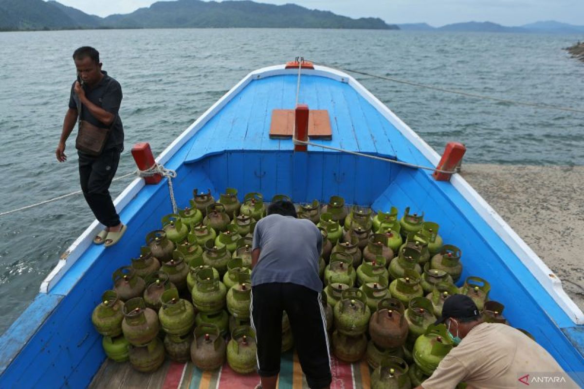 Menata rantai distribusi elpiji yang lebih adil