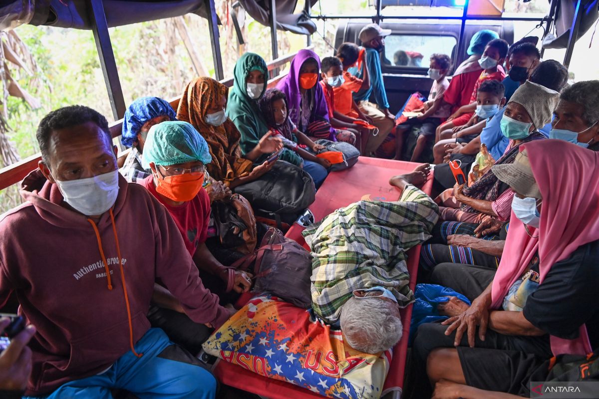 BNPB pastikan kebutuhan 11.553 pengungsi Lewotobi tercukupi