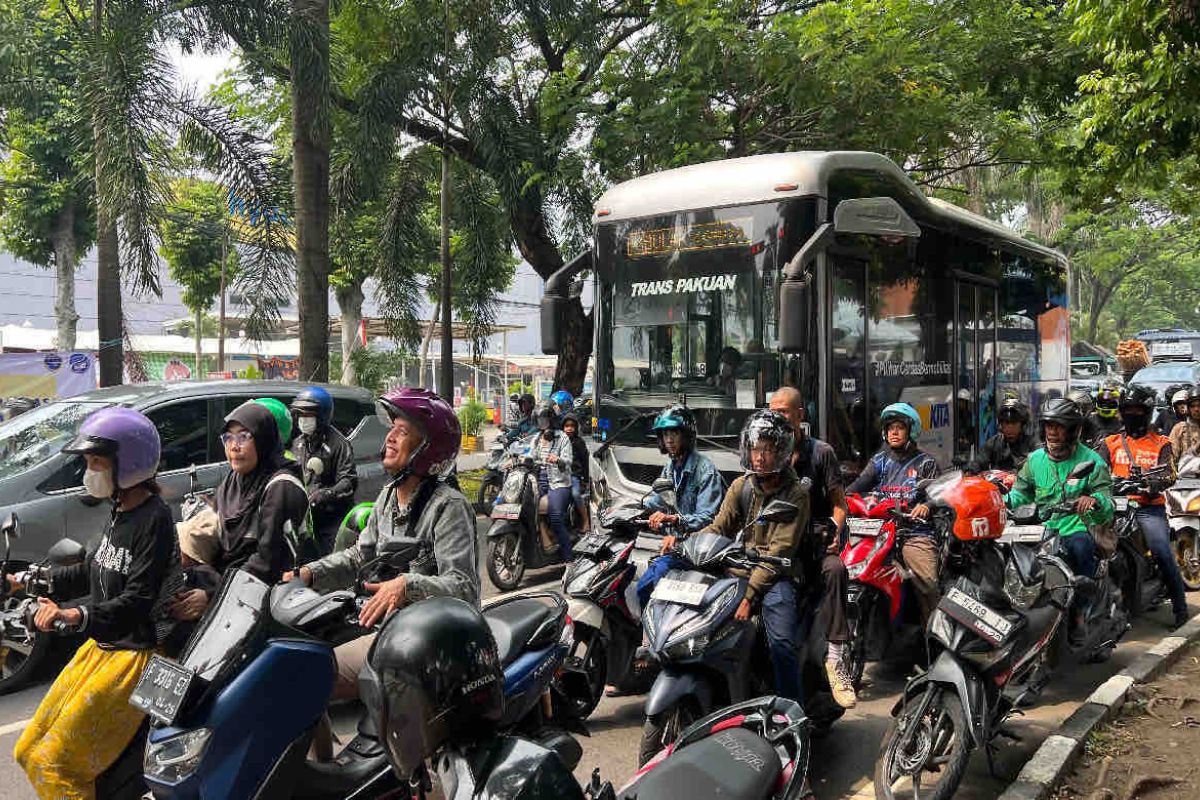 Kemenhub bangun APILL mengurai kemacetan di Simpang Bin Nuh Bogor