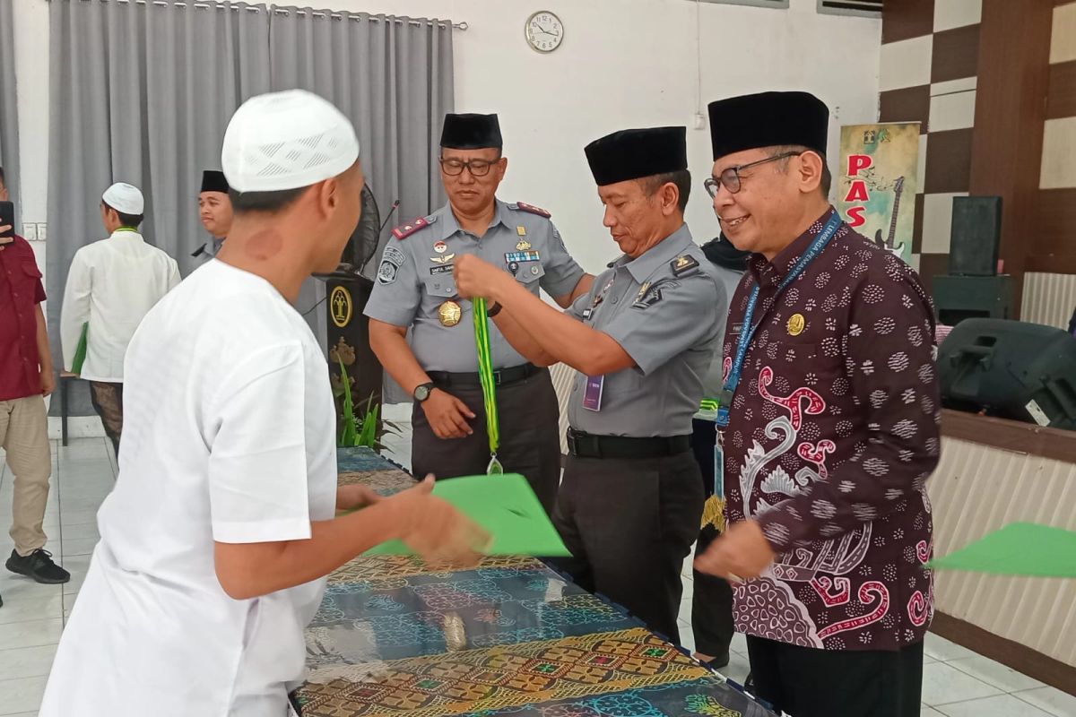 Lapas Rajabasa wisuda 131 narapidana santri