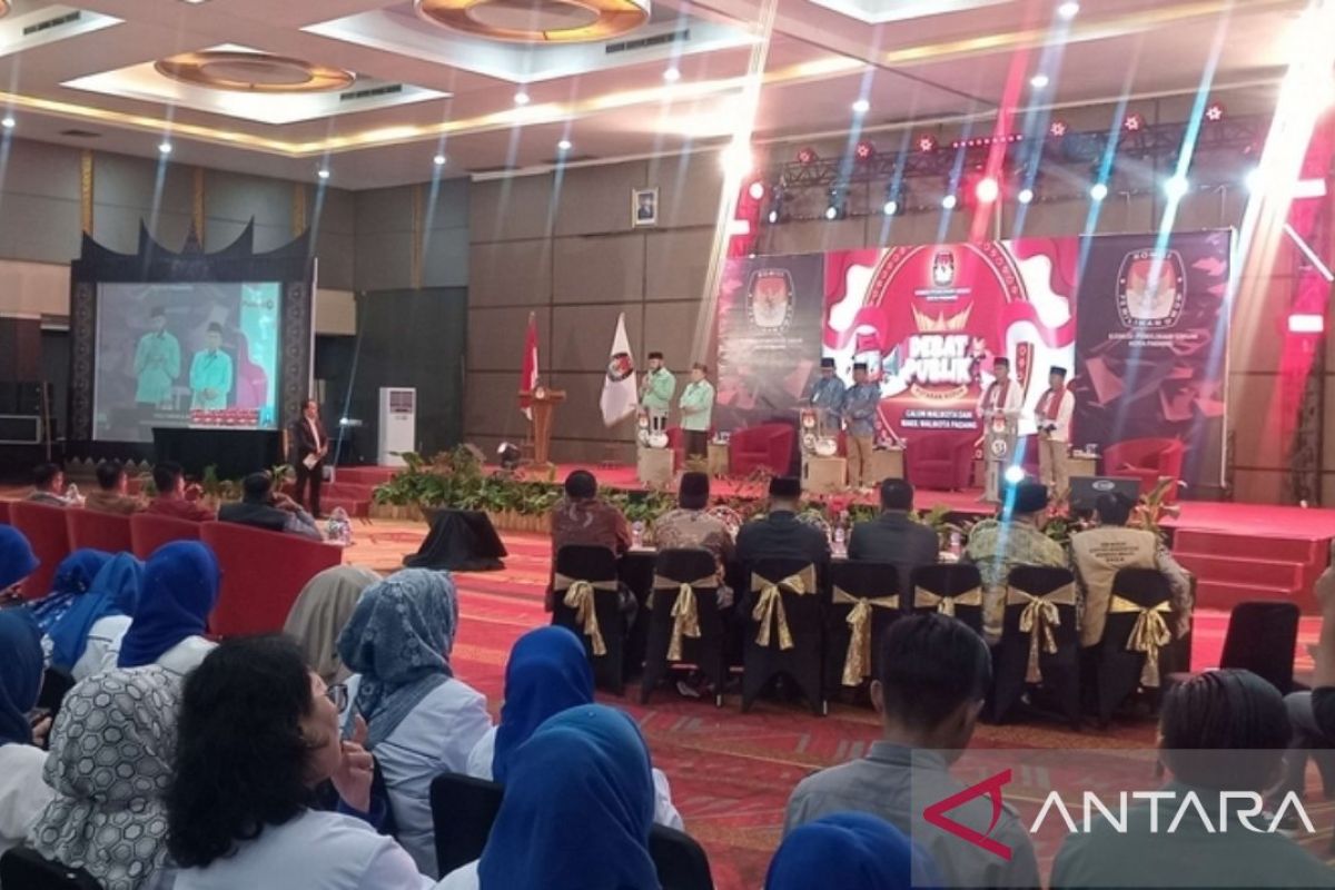 KPU Kota Padang gelar debat publik terakhir