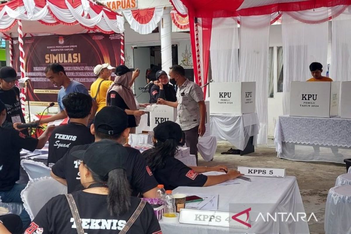 KPU Kapuas gelar simulasi pemungutan dan penghitungan suara pilkada