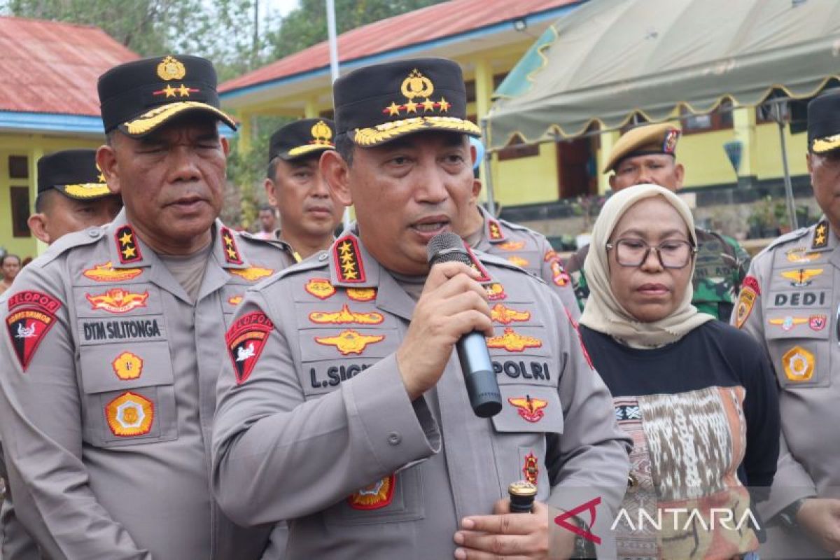 Kapolri Listyo Sigit imbau penyintas erupsi Gunung Lewotobi coblos di TPS khusus