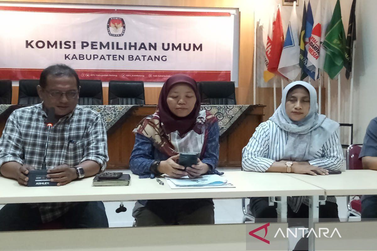 Debat publik kedua Pilkada Batang tanpa dihadiri pendukung