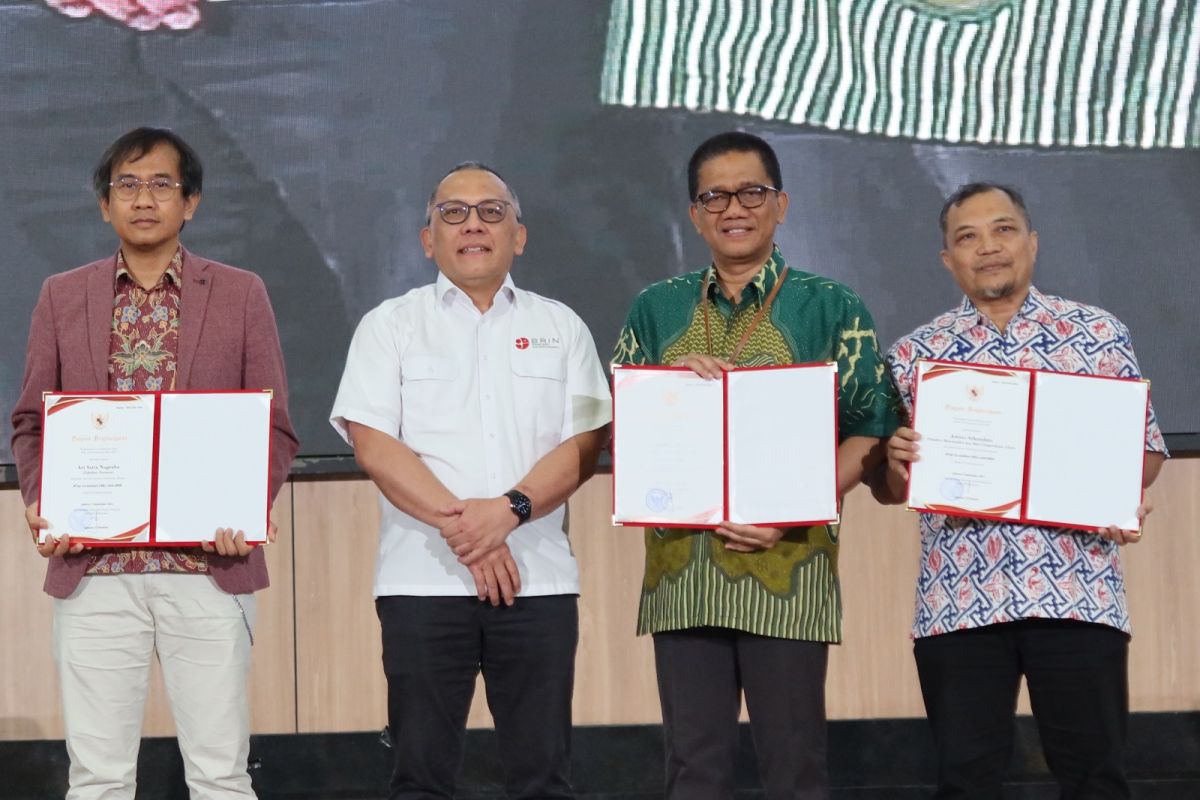 BRIN berikan penghargaan Top Kolaborator 2024 kepada Unej