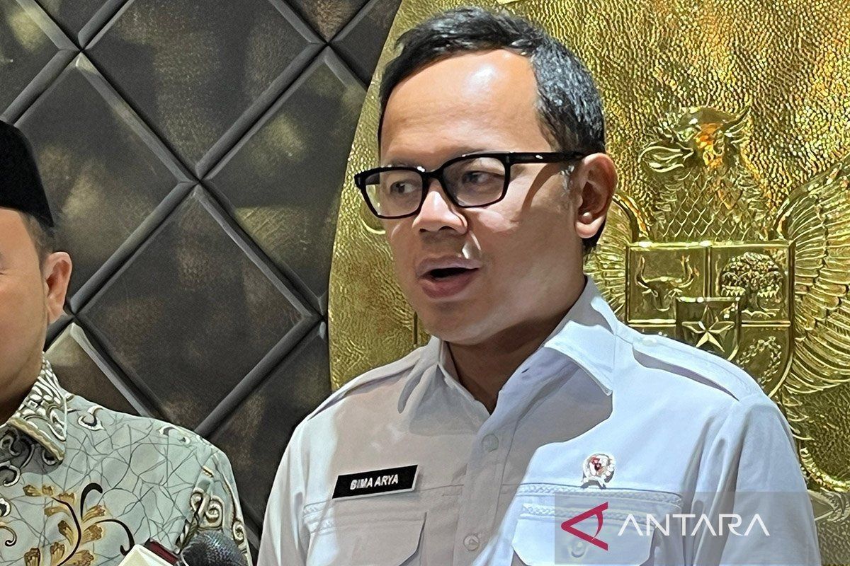 Wamendagri Bima Arya ungkap Desk Pilkada terima 296 aduan di November 2024