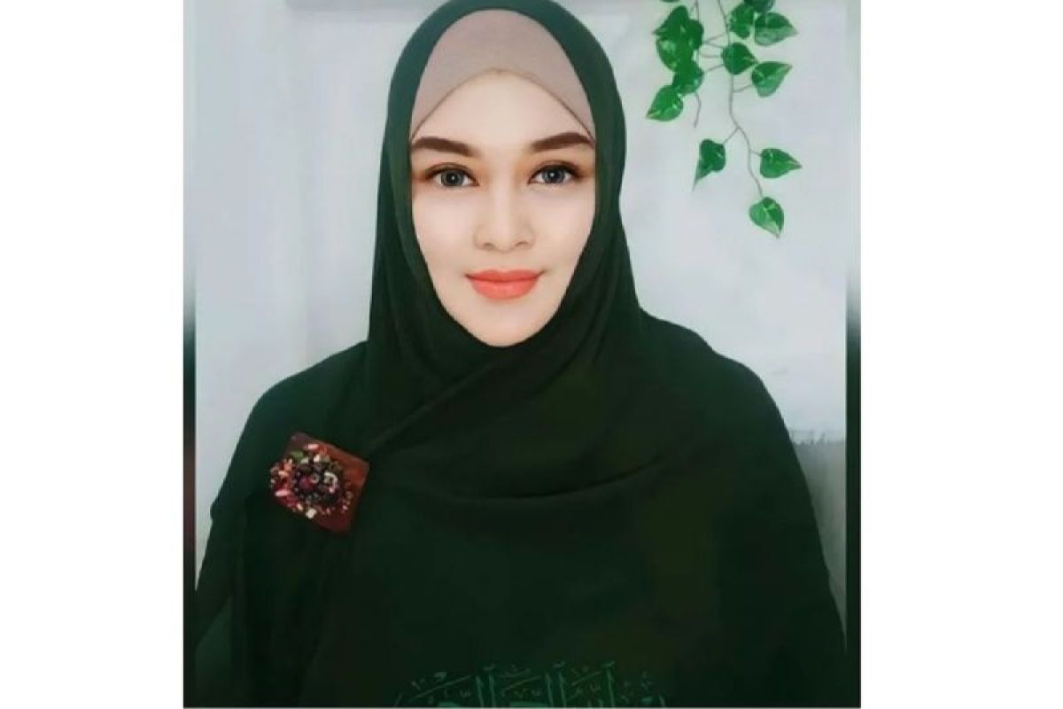 Ini profil Zeda Salim, wanita yang dikabarkan dekat dengan aktor Ammar Zoni