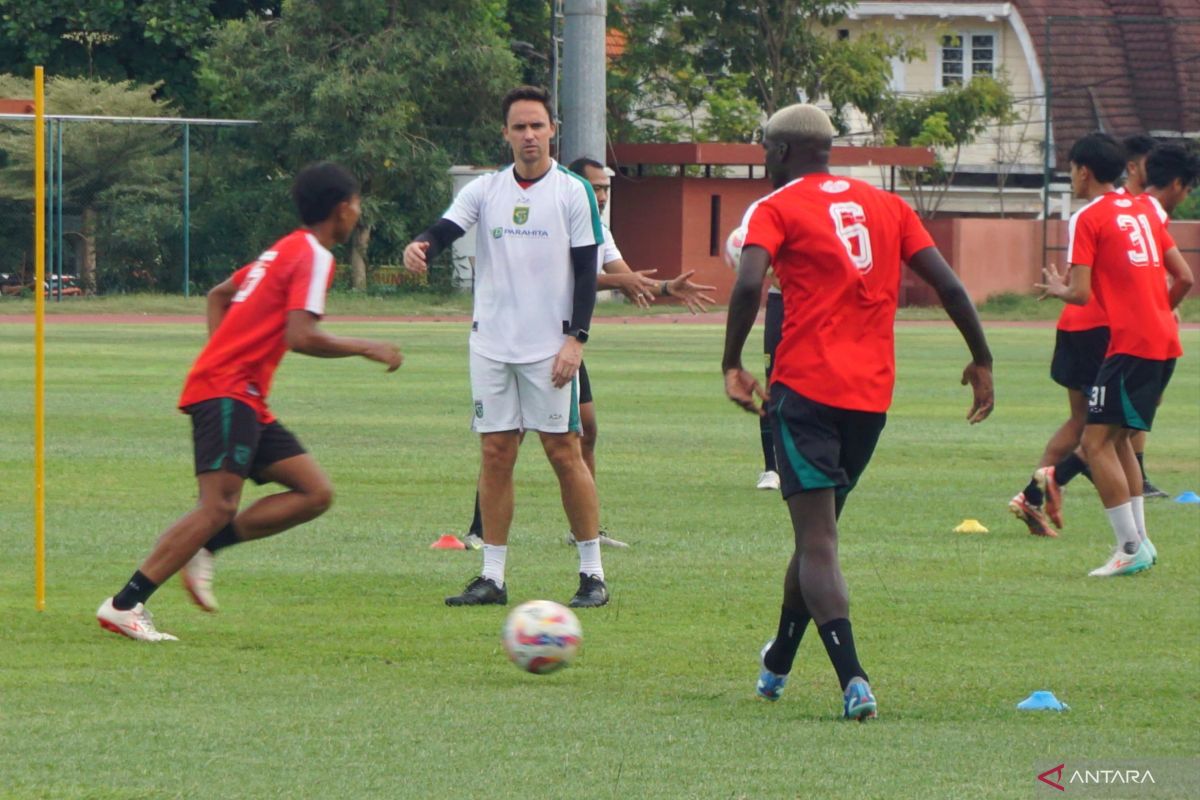 Persebaya berharap dukungan positif saat lawan Persija