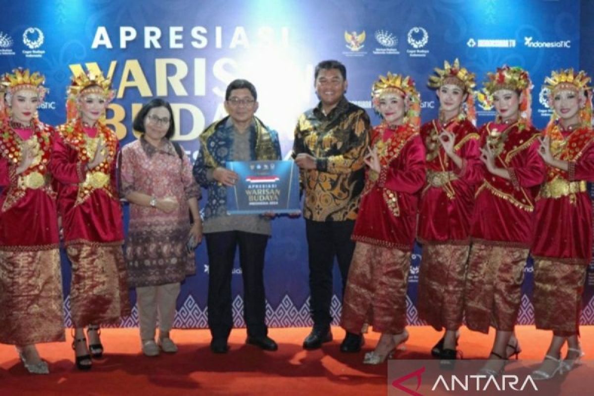 Tari Setabik dari Muba terima sertifikat WBTB Indonesia 2024