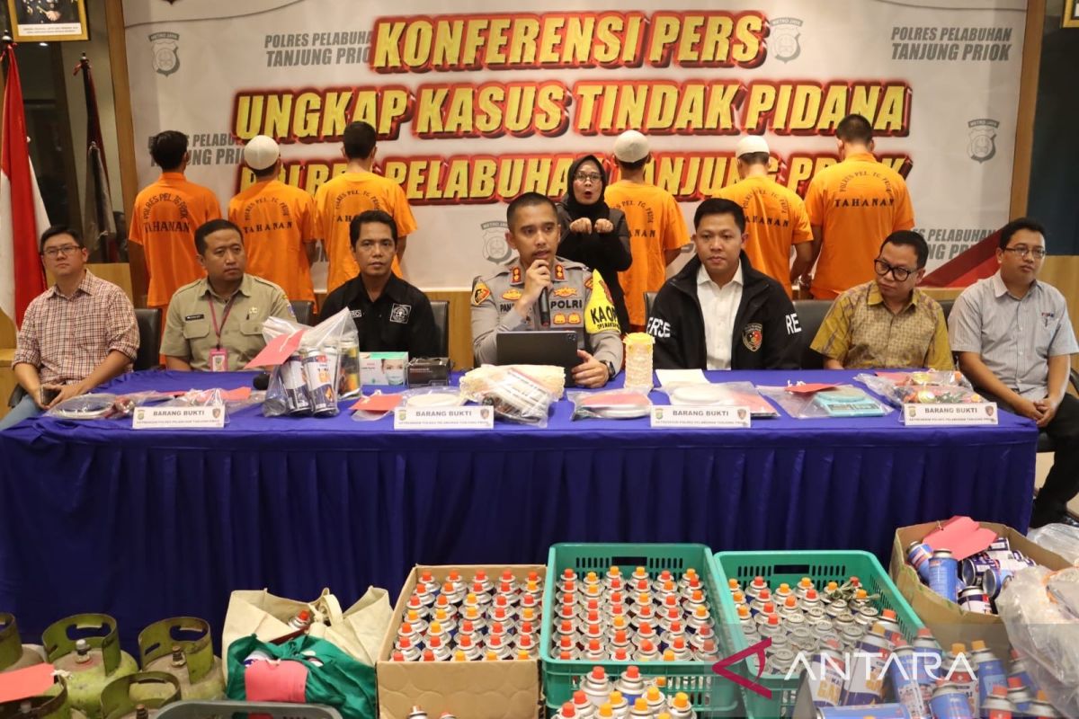 Polisi tangkap enam pengoplos gas bersubsidi 3 kilogram ke gas portable