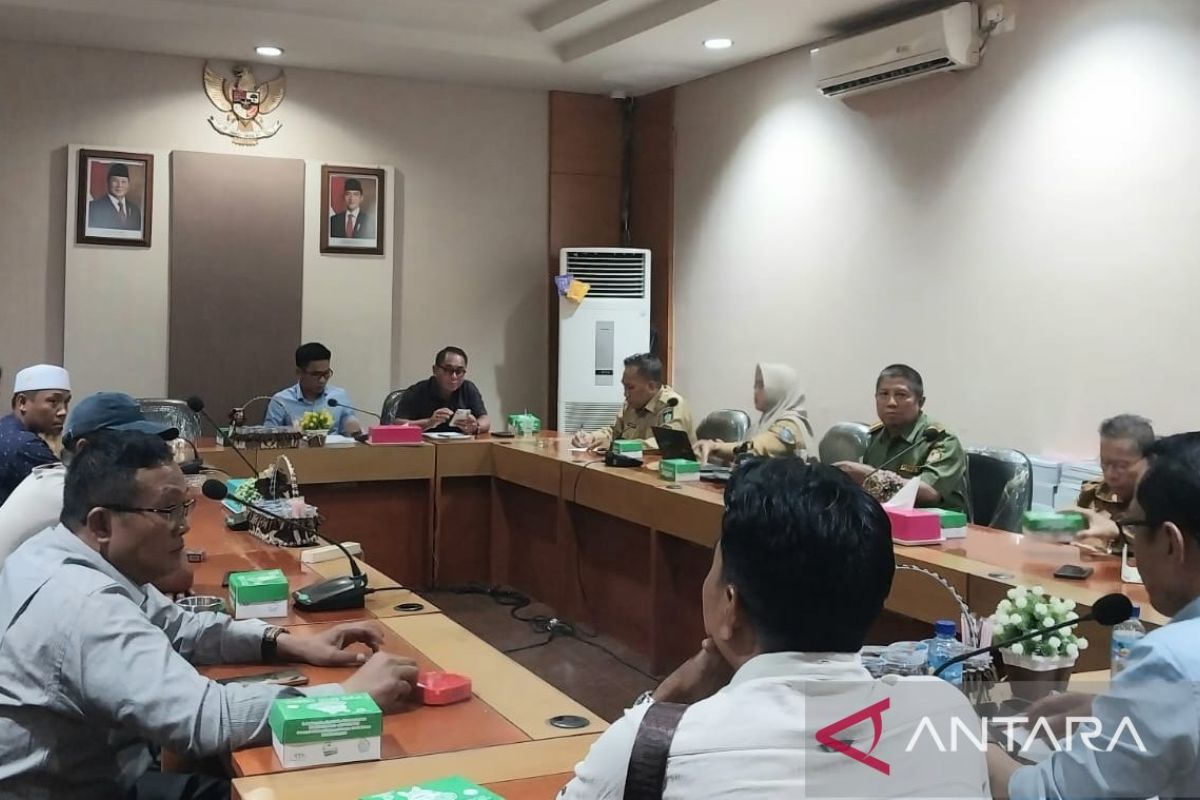 DPRD dan Pemprov NTB tinjau tambang bahan galian C di Lombok Timur