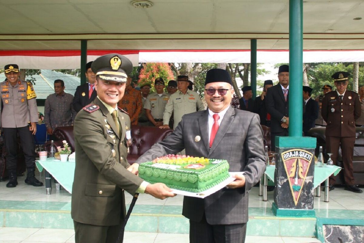 Pj Wako Payakumbuh hadiri HUT TNI ke-79