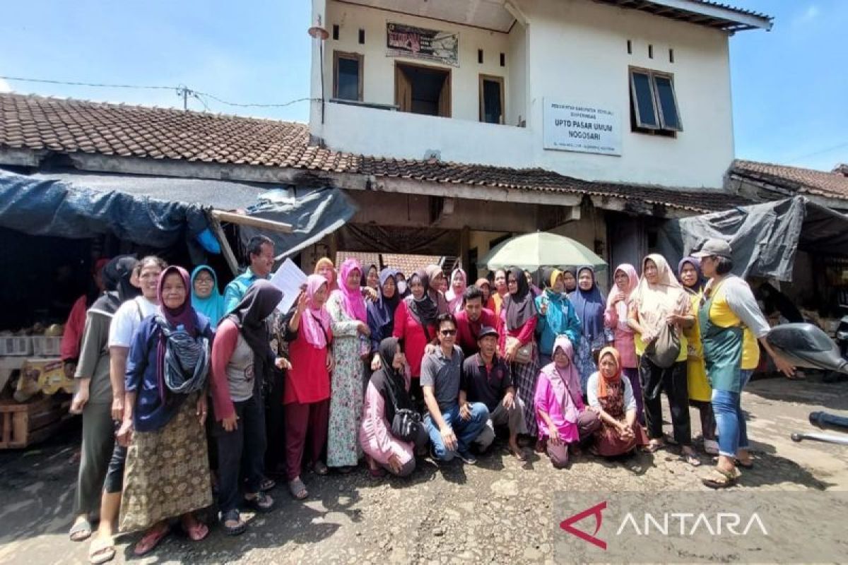 Ratusan pedagang Pasar Nogosari tolak dipindahkan ke  lokasi baru