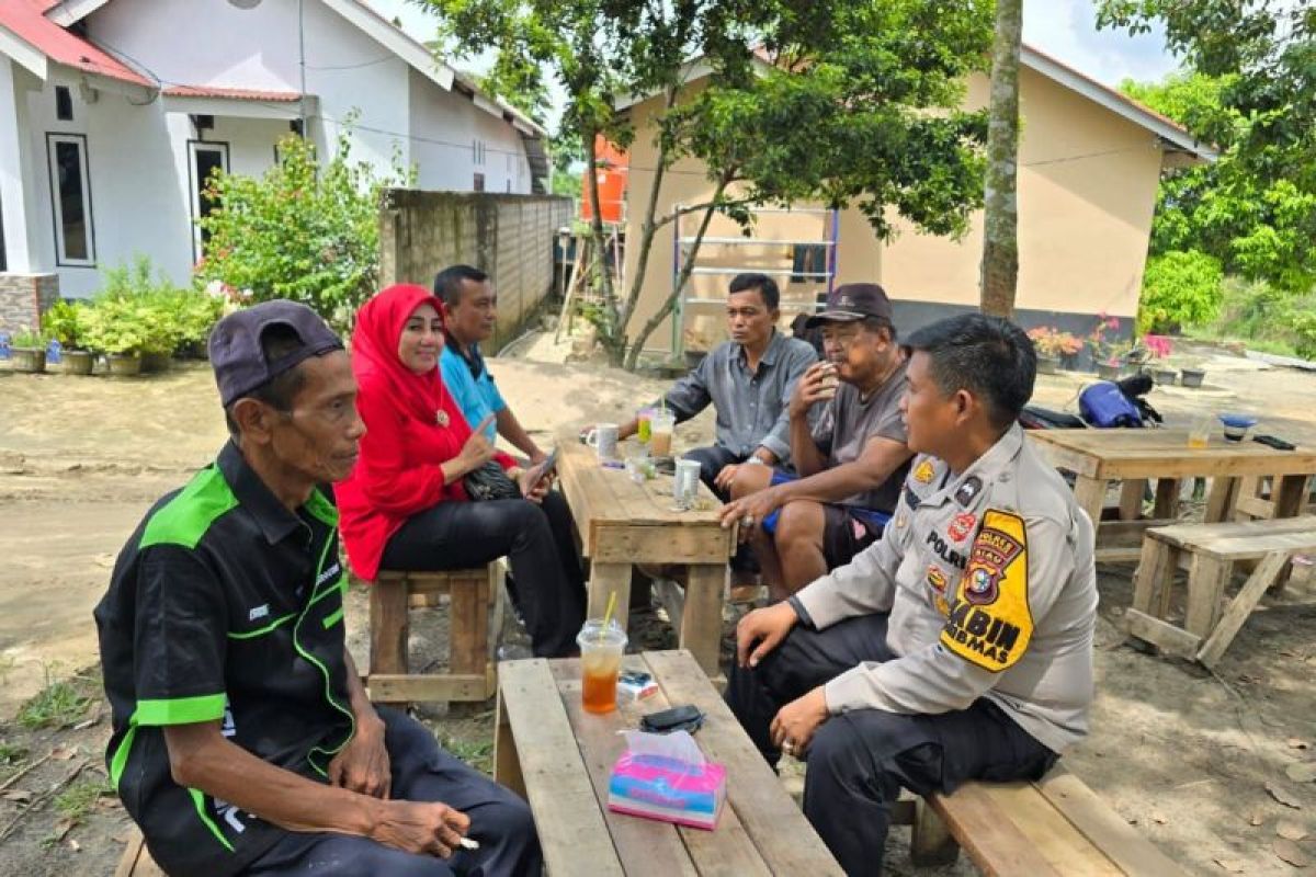 Jelang pencoblosan, ini pesan Bhabinkamtibmas Polsek Pinggir ke warga