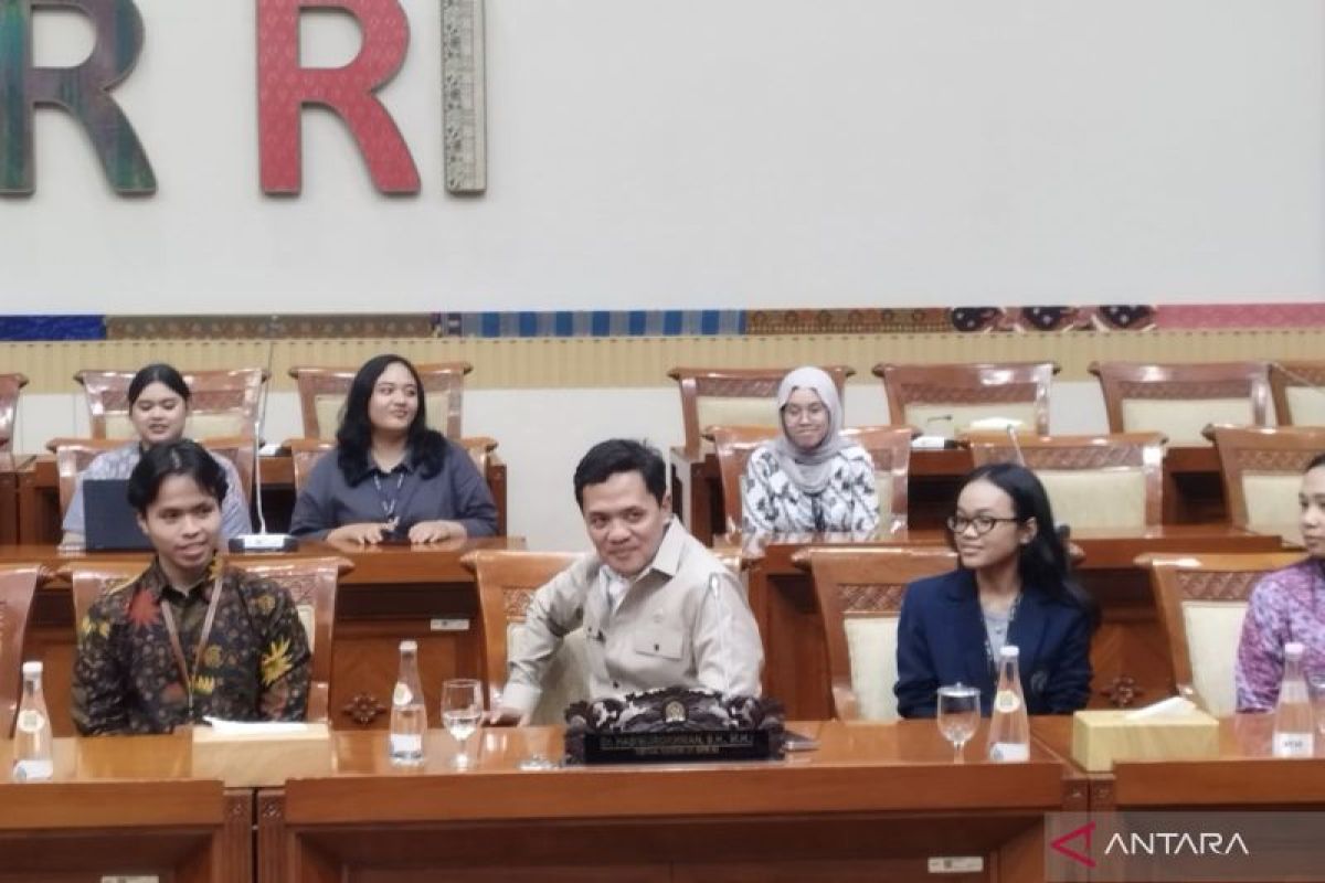 Komisi III DPR minta Polri tindak tegas Kabag Ops Polres Solok Selatan