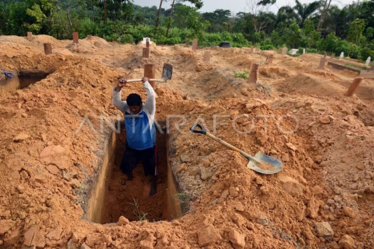 "Sepenggal Kisah" BPJS Ketenagakerjaan bagi penggali kubur dan pemandi jenazah