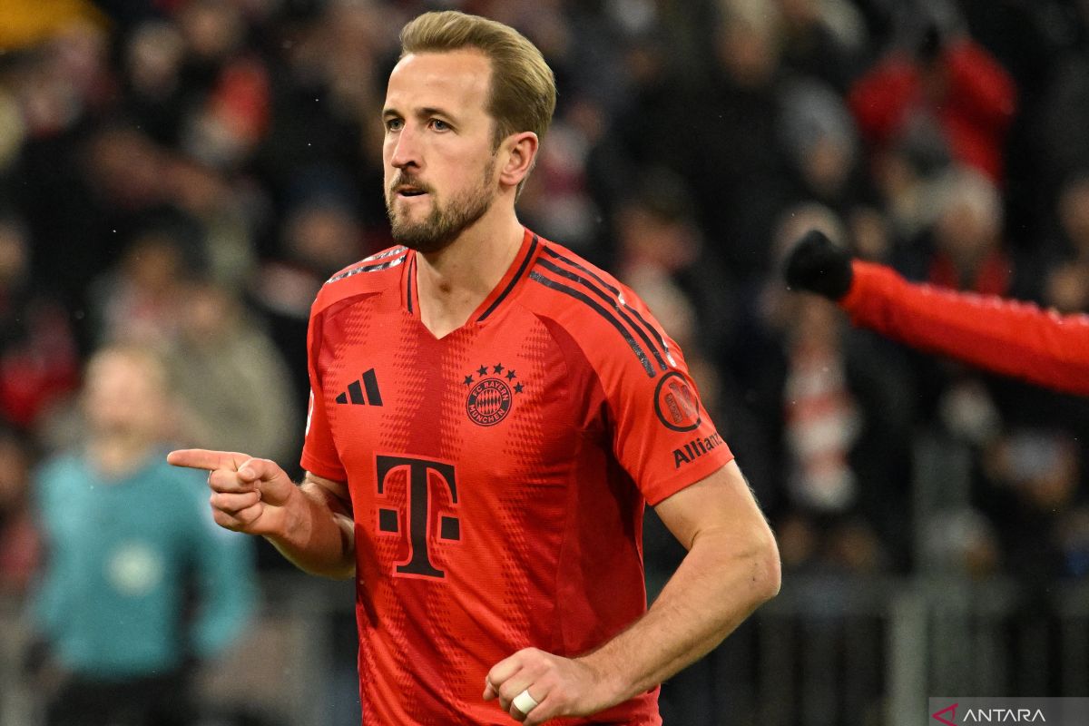 'Hat-trick' Harry Kane antarkan Bayern Muenchen hancurkan Augsburg 3-0