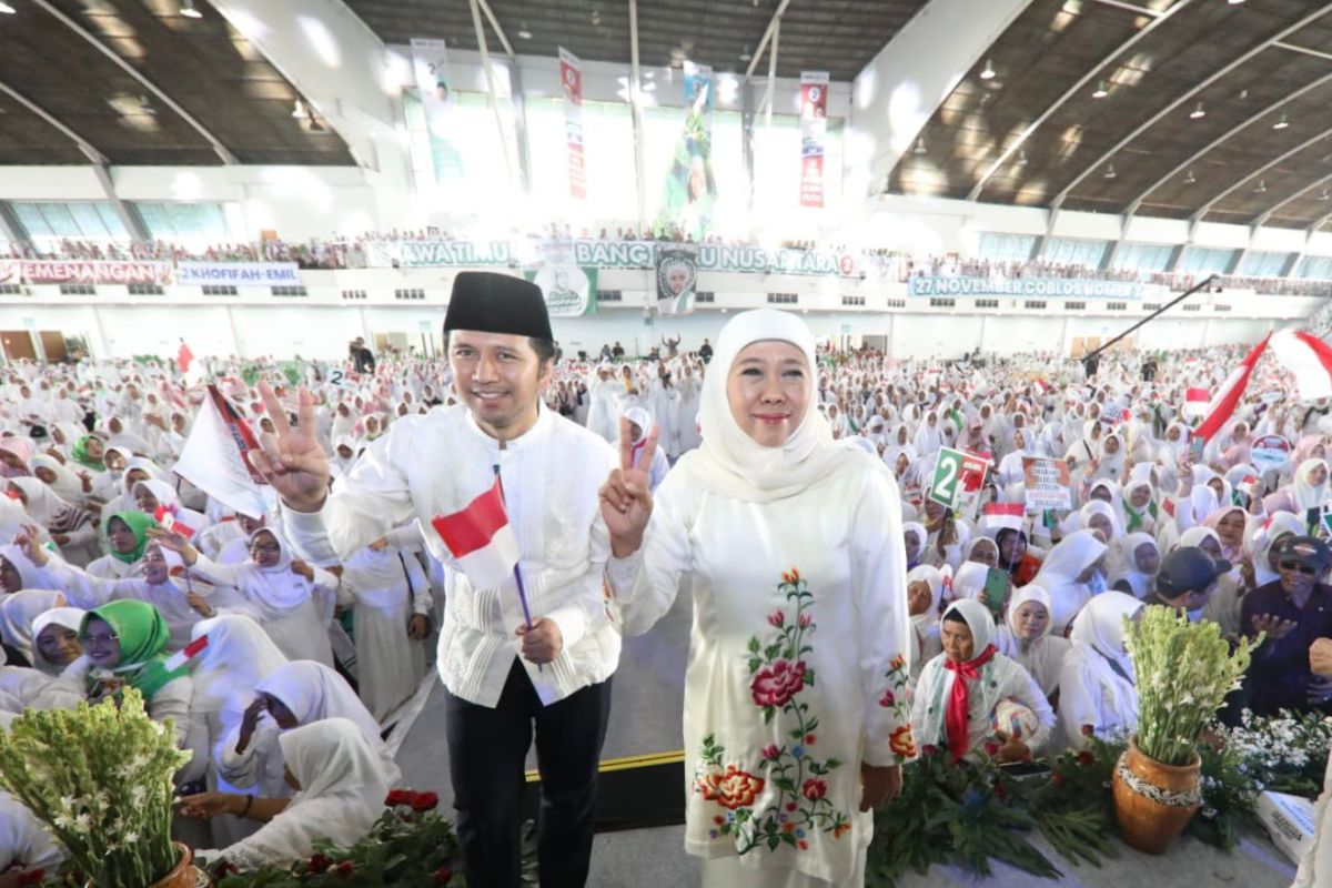 Khofifah-Emil tutup rangkaian kampanye dengan gelar doa bersama