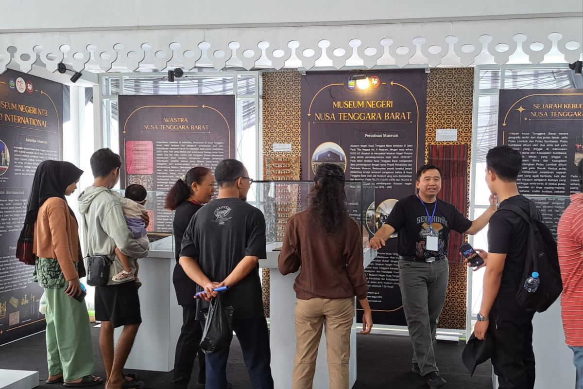 Pameran koleksi Museum NTB memikat perhatian masyarakat