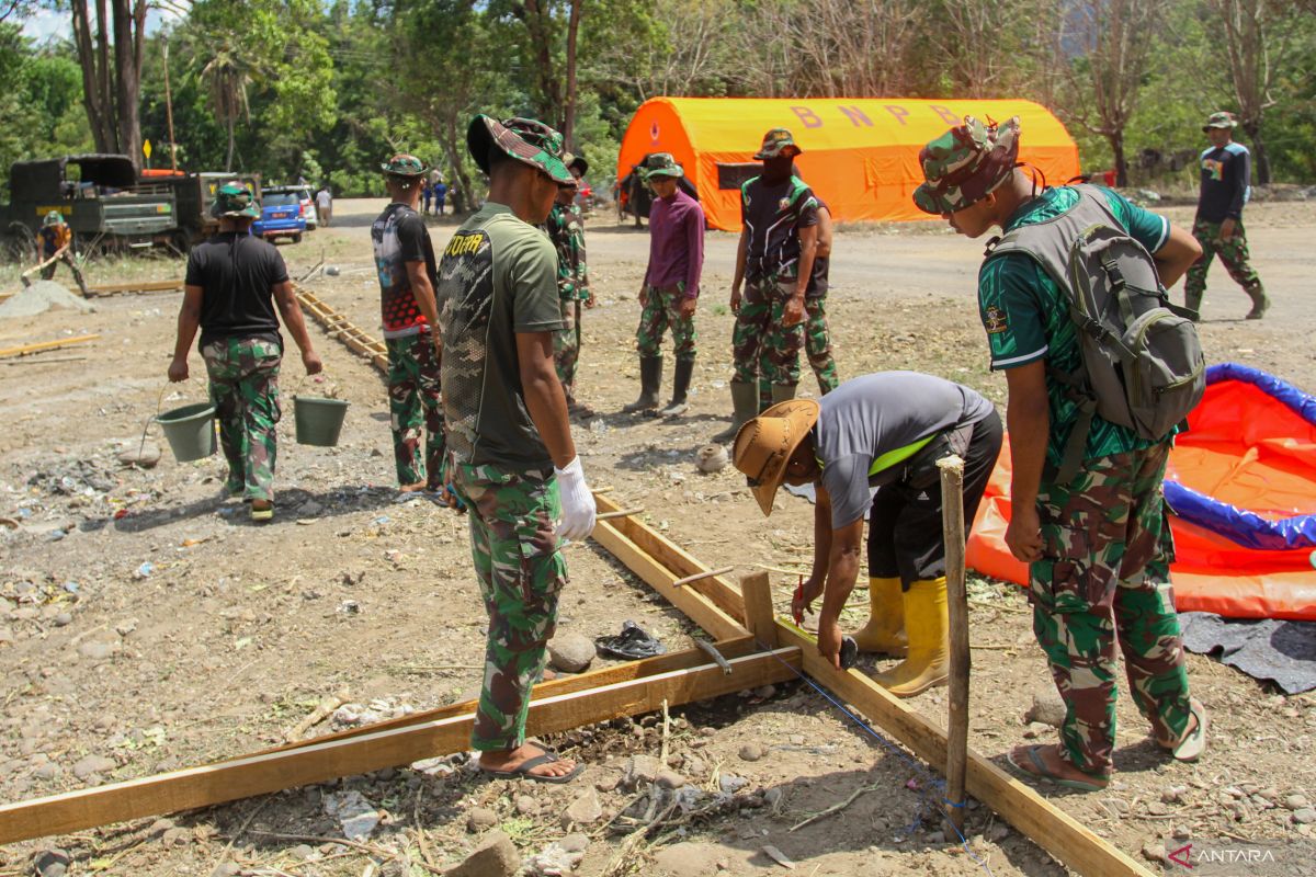 442 unit hunian sementara dibangun untuk korban Lewotobi