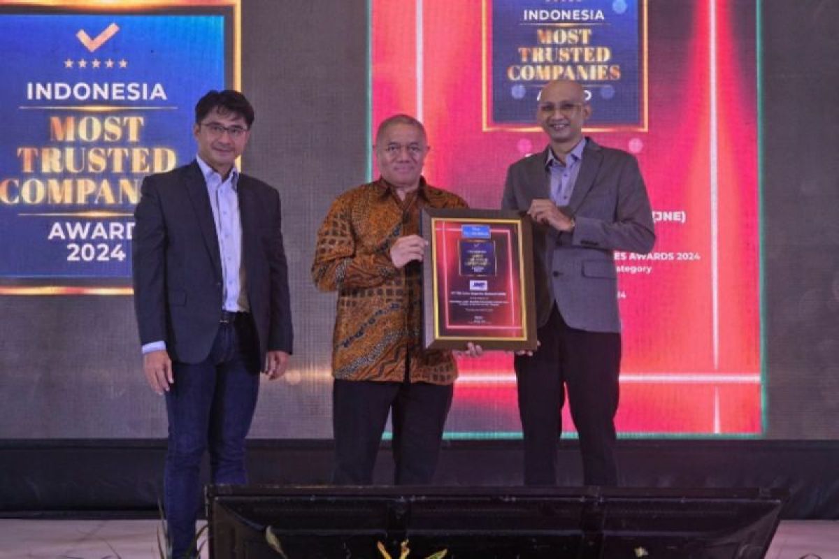 JNE sabet "Indonesia Most Trusted Companies Award 2024"