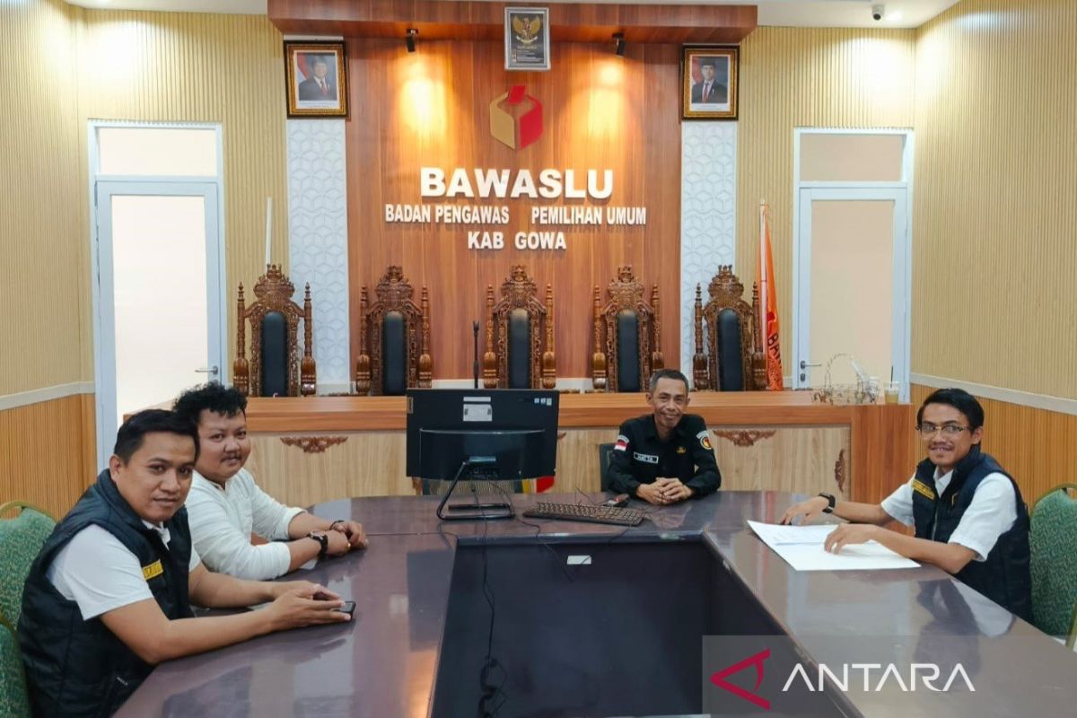 Paslon Aurama melaporkan dugaan pelanggaran Pilkada Gowa