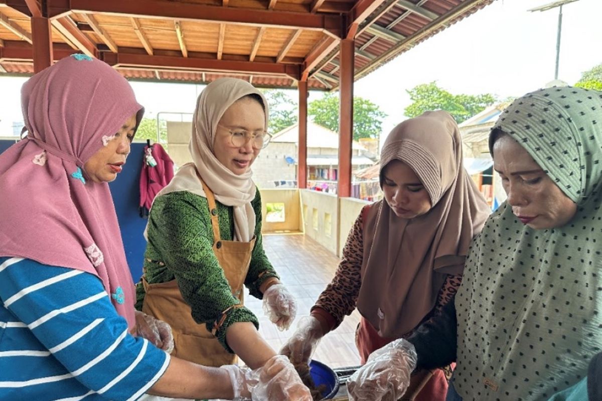 PHE OSES berdayakan kelompok perempuan Pulau Sabira