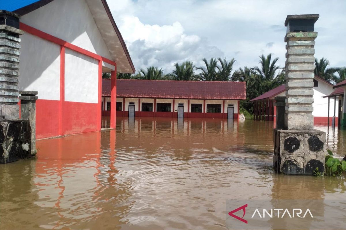 Banjir masih rendam permukiman warga di Aceh Singkil