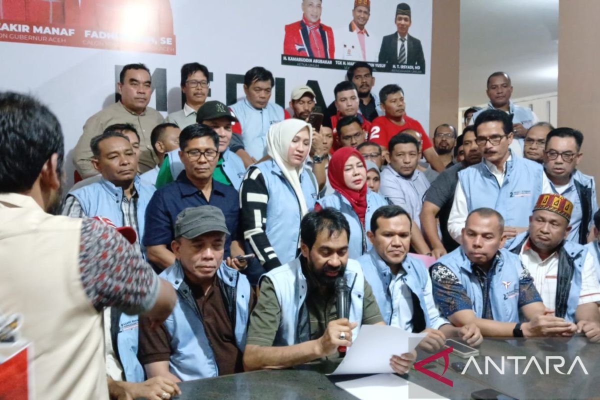 Kedua paslon gubernur Aceh saling klaim kemenangan pada Pilkada 2024