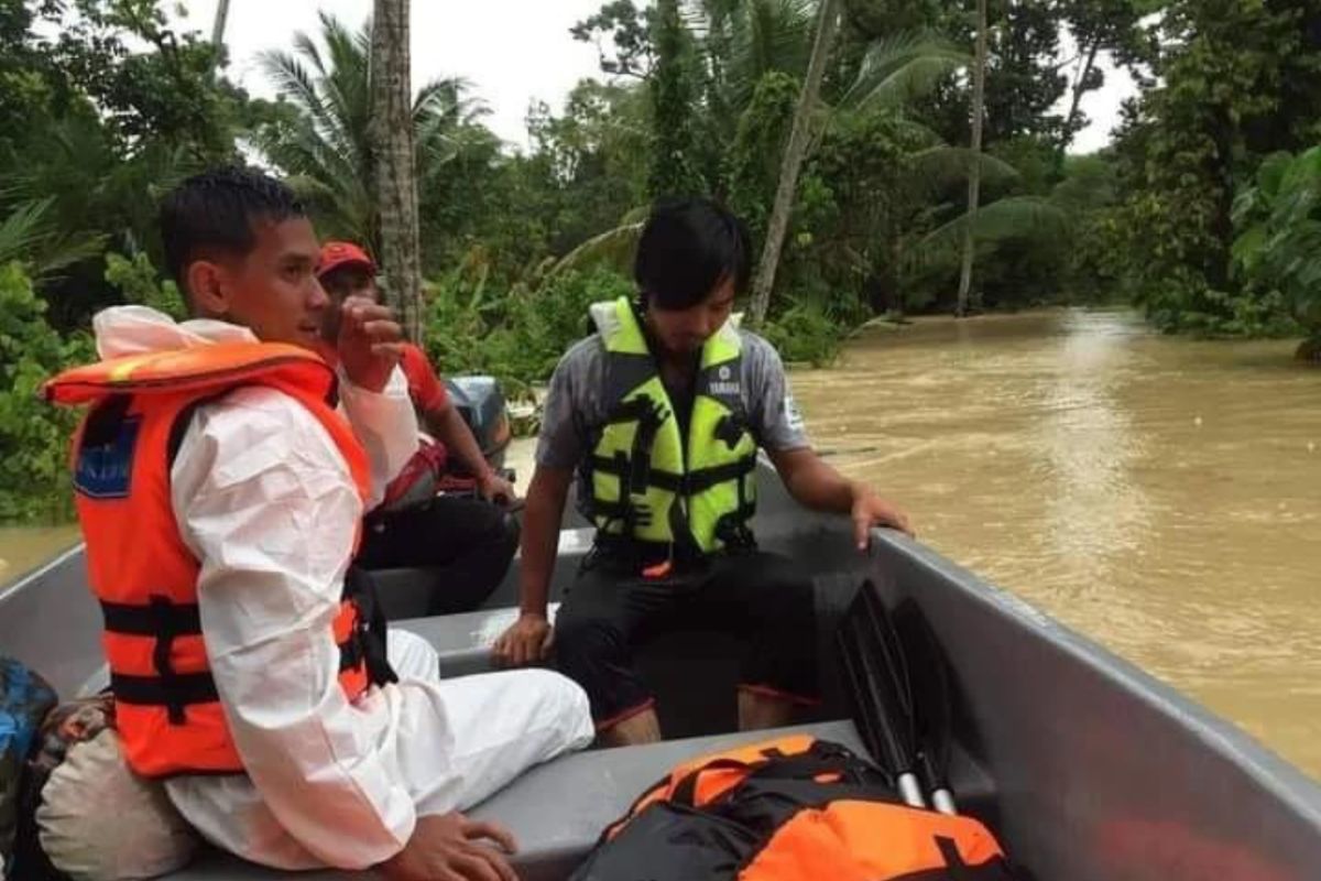 Puluhan ribu orang terdampak banjir yang terjadi di enam negeri di Malaysia